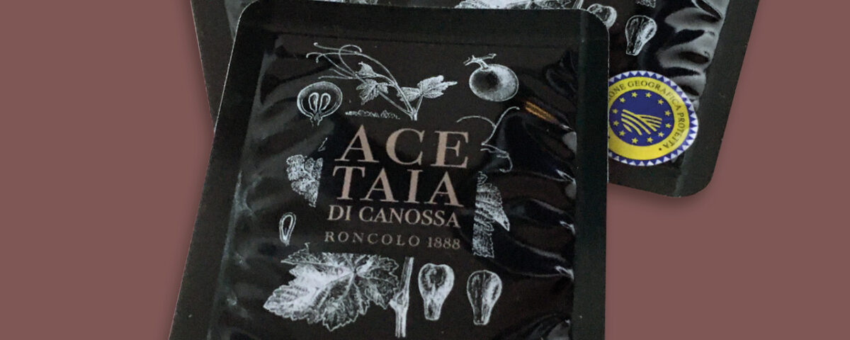 Acetaia di canossa aceto balsamico